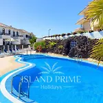 Oceanfront With Stunning Views Lbr650