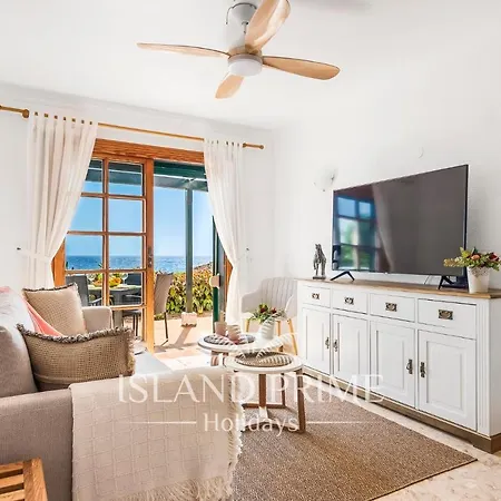 Oceanfront With Stunning Views Lbr650